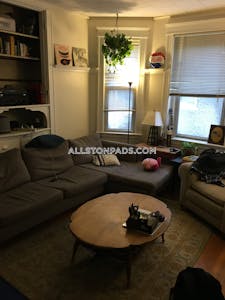Allston Apartment for rent 3 Bedrooms 1 Bath Boston - $2,800