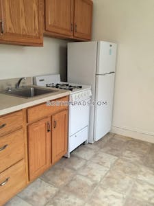 Fenway/kenmore Deal Alert! Spacious 1 Be 1 Bath apartment in Palace Rd Boston - $2,800 50% Fee