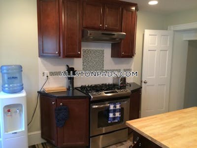 Lower Allston Apartment for rent 5 Bedrooms 3.5 Baths Boston - $5,750