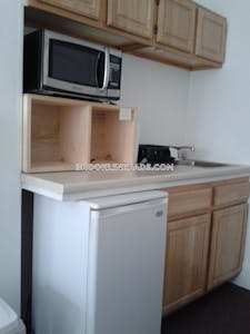 Brookline Deal Alert! Studio 1 Bath apartment in Beacon St  Longwood Area - $1,895