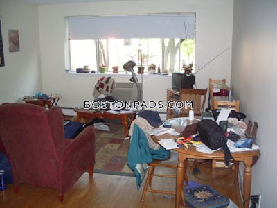 Cambridge 2 Bed 1 Bath CAMBRIDGE  Mt. Auburn/brattle/ Fresh Pond - $2,750 No Fee