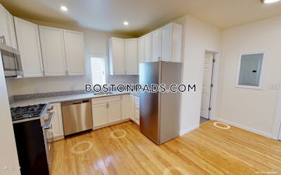 South Boston Nice 2 Bed 1 Bath available 9/1 on E 3rd St. in South Boston Boston - $3,200