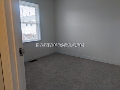 Roslindale 3 Beds No Bath Boston - $3,392 No Fee