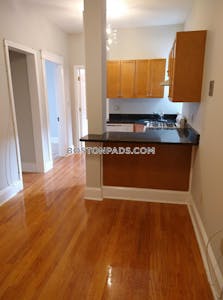 Allston Renovated 2 bed 1 bath available 7/1 on Commonwealth Ave in Allston!  Boston - $3,050