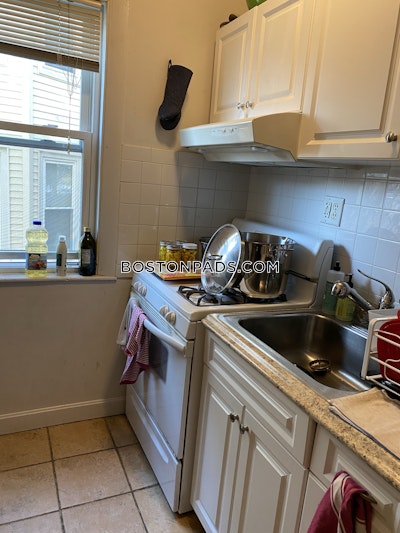 Somerville 2 Beds Somerville  Tufts - $2,900 No Fee