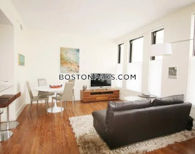 Downtown Bright 1 Bed 1 Bath on Winter St Boston - $3,200