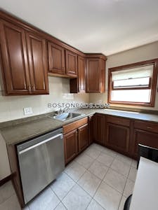 Belmont 2.5 Beds 1 Bath - $3,000 No Fee