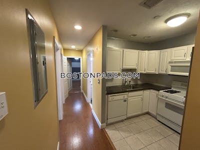 South Boston 3 Beds 2 Baths Boston - $3,900 No Fee