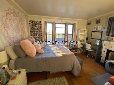 Fenway/kenmore 3 Bed 1 Bath BOSTON Boston - $5,519 No Fee