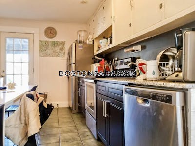 Somerville 4 Beds 1 Bath on College Ave in Somerville  Tufts - $5,600 No Fee