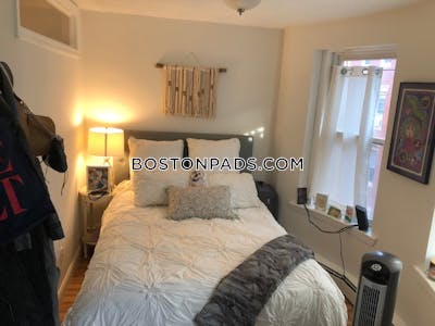 North End 2 Bed, 1 Bath Unit Boston - $3,400