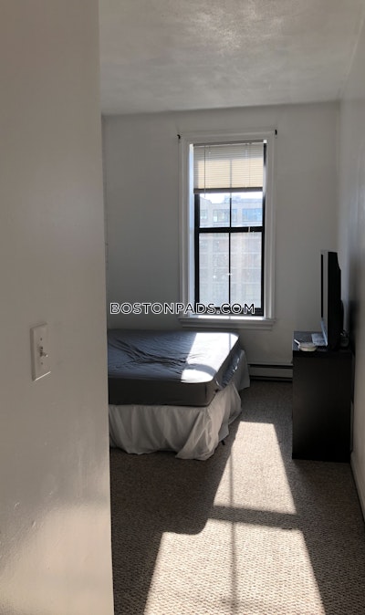 Bay Village Apartment for rent 3 Bedrooms 1.5 Baths Boston - $4,750