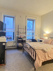 Bay Village Apartment for rent 3 Bedrooms 1.5 Baths Boston - $4,650