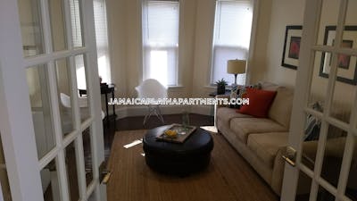 Jamaica Plain Apartment for rent 3 Bedrooms 1.5 Baths Boston - $3,150