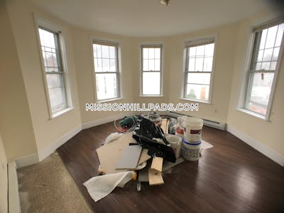 Mission Hill Apartment for rent 5 Bedrooms 2 Baths Boston - $4,500