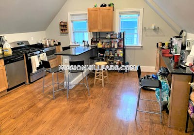 Mission Hill Apartment for rent 5 Bedrooms 2.5 Baths Boston - $5,850