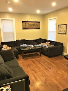Mission Hill Apartment for rent 5 Bedrooms 2 Baths Boston - $5,850