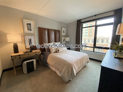 Seaport/waterfront Gorgeous 1 Bed 1 bath available NOW on Congress St in Boston! Boston - $3,715