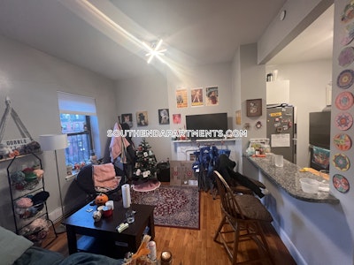 South End Great 3 bed 1 bath available NOW on Massachusetts Ave in Boston!  Boston - $5,000