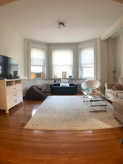 Brookline 4 Beds 2 Baths Boston University  Boston University - $6,800 No Fee