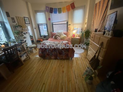Mission Hill Apartment for rent 3 Bedrooms 1 Bath Boston - $4,500 No Fee