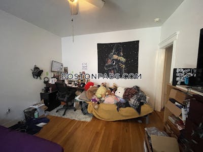 Fenway/kenmore Apartment for rent Studio 1 Bath Boston - $2,400 50% Fee