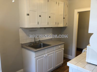 Somerville Apartment for rent 2 Bedrooms 1 Bath  Tufts - $3,150