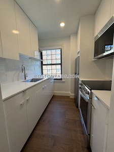 Cambridge 1 bedroom 1 baths in CAMBRIDGE  Harvard Square - $2,975 No Fee