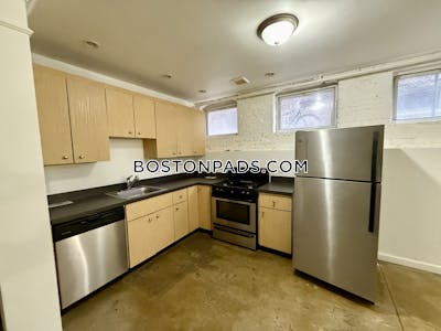 East Boston 2 Bed 2 Bath BOSTON Boston - $2,800 No Fee
